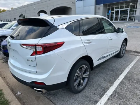 More photos of 2025 Acura RDX w/Technology Package at Acura of Overland Park, KS