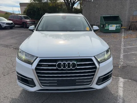 Photos of 2017 Audi Q7 Prestige for sale in Overland Park, KS at Acura of Overland Park