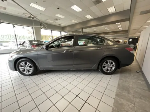 More photos of 2012 Honda Accord SE at Jay Wolfe Auto Outlet, MO
