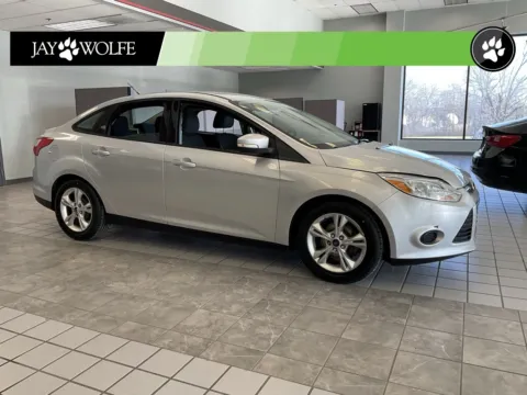 Silver 2014 Ford Focus SE for sale in Kansas City, MO