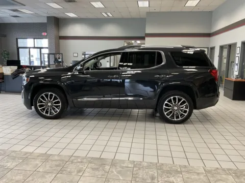 More photos of 2020 GMC Acadia Denali at Jay Wolfe Auto Outlet, MO
