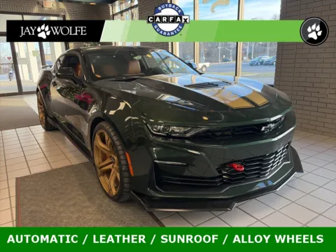 Green 2020 Chevrolet Camaro SS for sale in Kansas City, MO