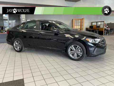 Red 2024 Volkswagen Jetta 1.5T SE for sale in Kansas City, MO