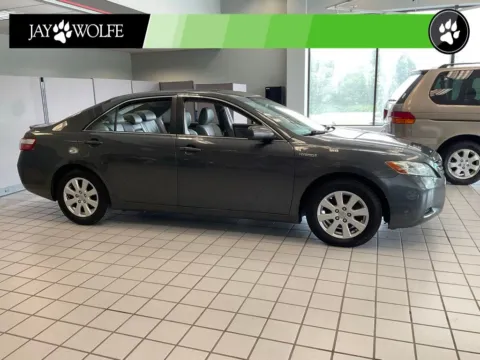 Gray 2008 Toyota Camry Hybrid for sale in Kansas City, MO