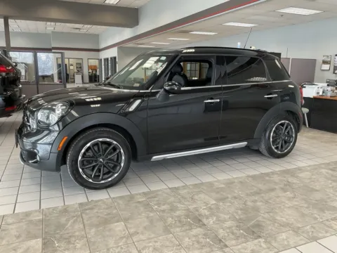 Another view of 2016 MINI Cooper S Countryman for sale in Kansas City, MO at Jay Wolfe Auto Outlet