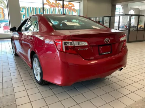 More photos of 2012 Toyota Camry SE at Jay Wolfe Auto Outlet, MO