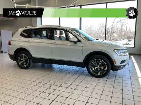 White 2018 Volkswagen Tiguan 2.0T SEL for sale in Kansas City, MO