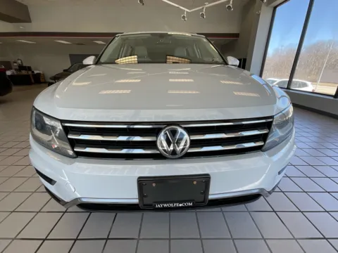 Photos of 2018 Volkswagen Tiguan 2.0T SEL for sale in Kansas City, MO at Jay Wolfe Auto Outlet