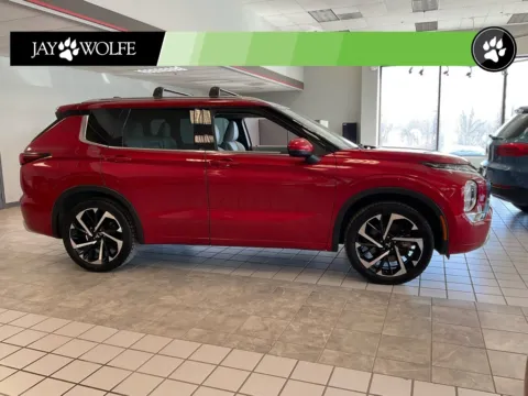 Silver 2022 Mitsubishi Outlander SEL for sale in Kansas City, MO