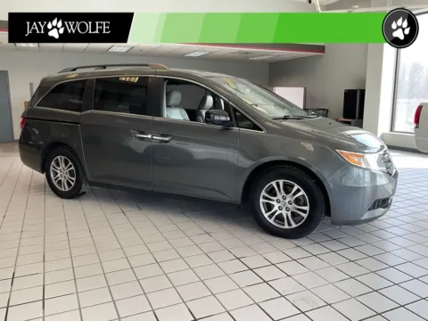 Silver 2013 Honda Odyssey EX-L for sale in Kansas City, MO