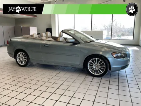 Blue 2008 Volvo C70 T5 for sale in Kansas City, MO