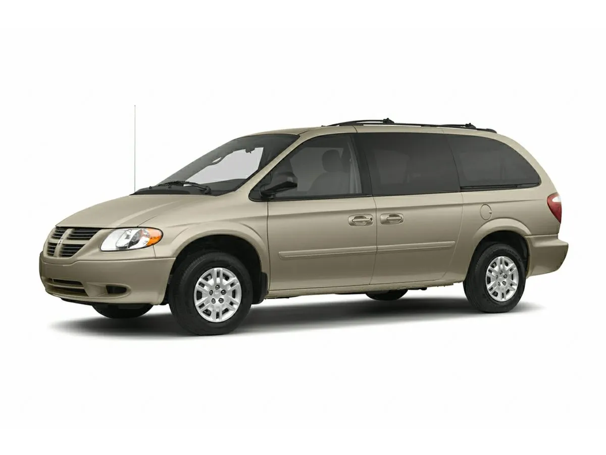 2005 Dodge Grand Caravan SXT for sale in Kansas City, MO