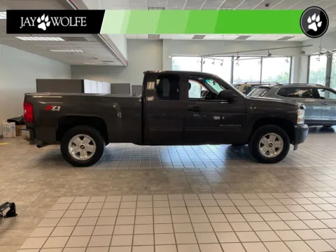 More photos of 2010 Chevrolet Silverado 1500 LT at Jay Wolfe Auto Outlet, MO