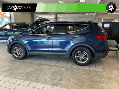 More photos of 2017 Hyundai Santa Fe Sport 2.4 Base at Jay Wolfe Auto Outlet, MO