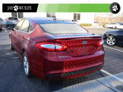 More photos of 2015 Ford Fusion SE at Jay Wolfe Auto Outlet, MO