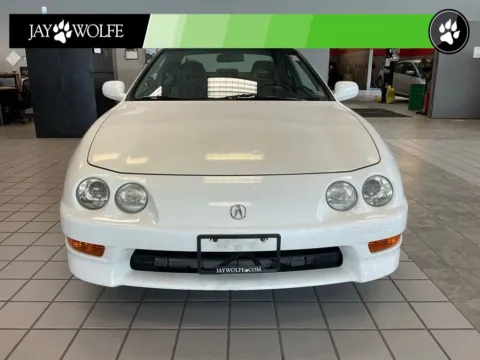 Photos of 2001 Acura Integra LS for sale in Kansas City, MO at Jay Wolfe Auto Outlet