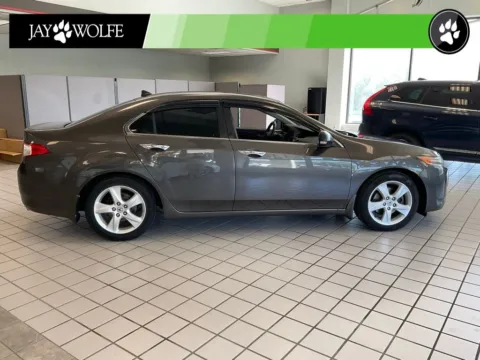 More photos of 2009 Acura TSX at Jay Wolfe Auto Outlet, MO