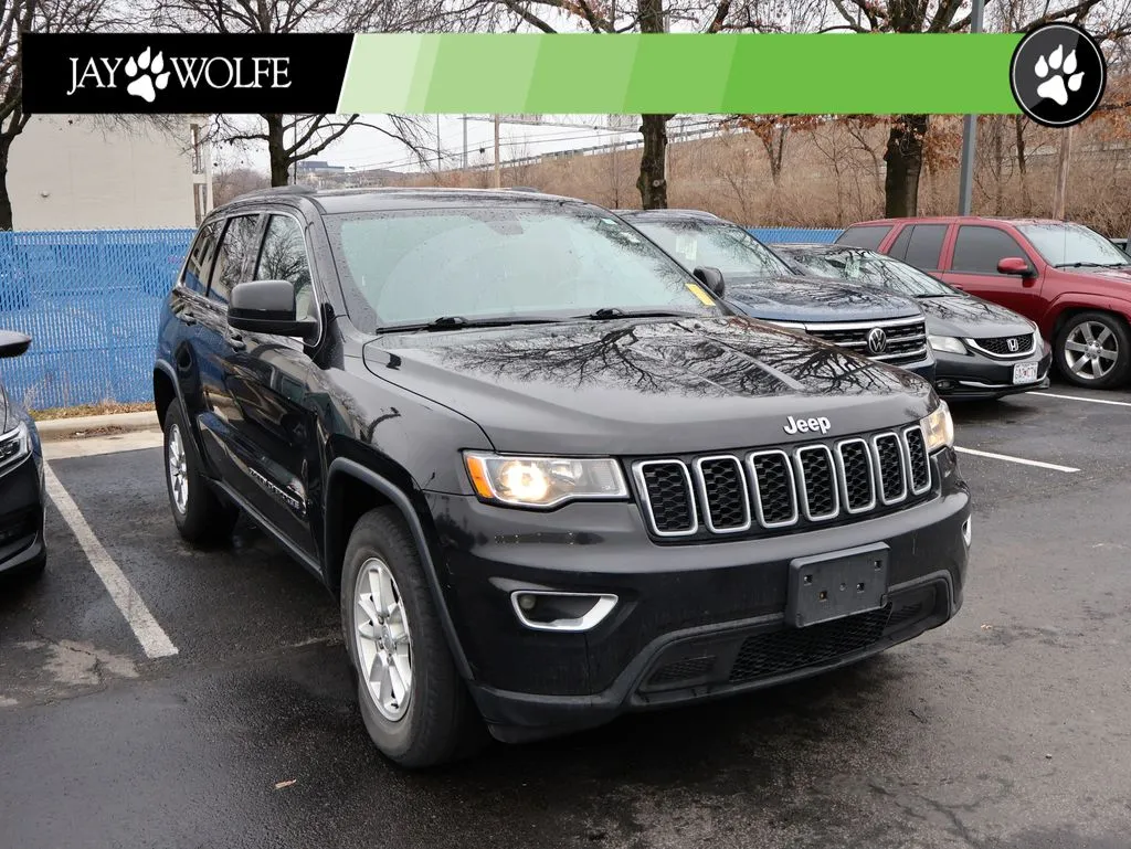 Black 2019 Jeep Grand Cherokee Laredo E for sale in Kansas City, MO