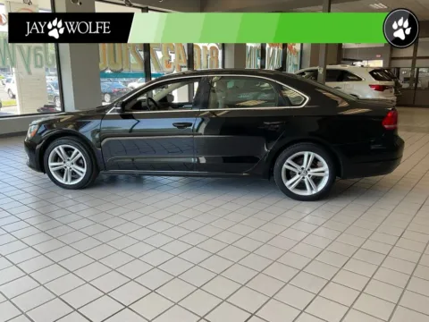 More photos of 2014 Volkswagen Passat TDI SE at Jay Wolfe Auto Outlet, MO