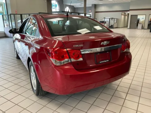 More photos of 2014 Chevrolet Cruze 1LT at Jay Wolfe Auto Outlet, MO