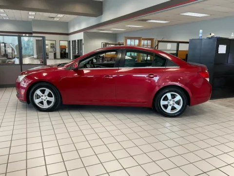 More photos of 2014 Chevrolet Cruze 1LT at Jay Wolfe Auto Outlet, MO