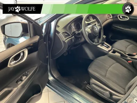 More photos of 2016 Nissan Sentra SV at Jay Wolfe Auto Outlet, MO