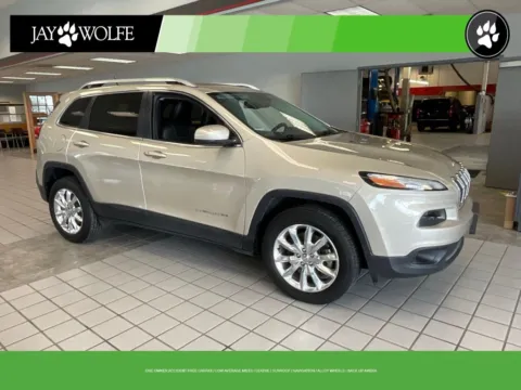 Beige 2015 Jeep Cherokee Limited for sale in Kansas City, MO