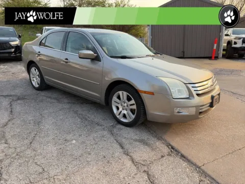 Another view of 2009 Ford Fusion SEL for sale in Kansas City, MO at Jay Wolfe Auto Outlet