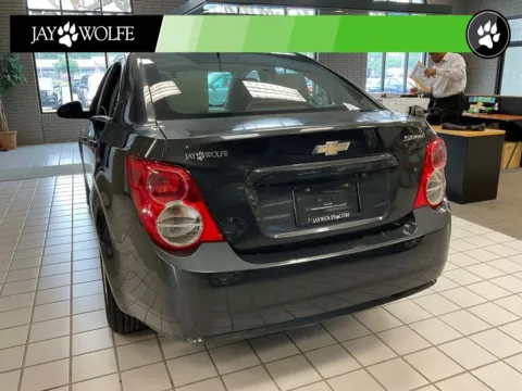 More photos of 2014 Chevrolet Sonic LS at Jay Wolfe Auto Outlet, MO