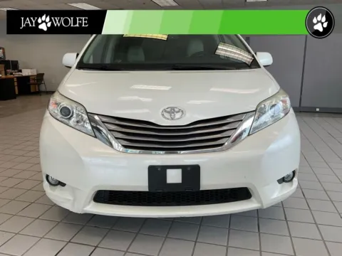 Photos of 2016 Toyota Sienna XLE Premium for sale in Kansas City, MO at Jay Wolfe Auto Outlet