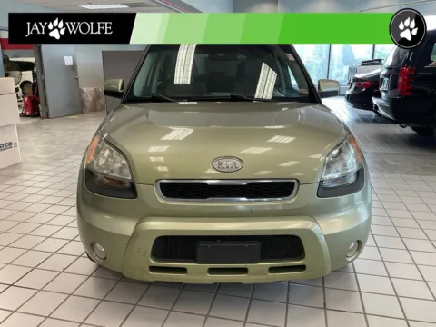 Photos of 2011 Kia Soul Exclaim for sale in Kansas City, MO at Jay Wolfe Auto Outlet
