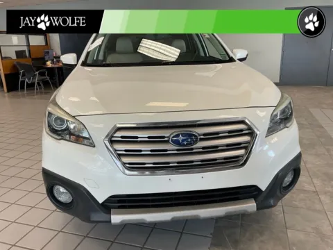 Photos of 2016 Subaru Outback 2.5i for sale in Kansas City, MO at Jay Wolfe Auto Outlet