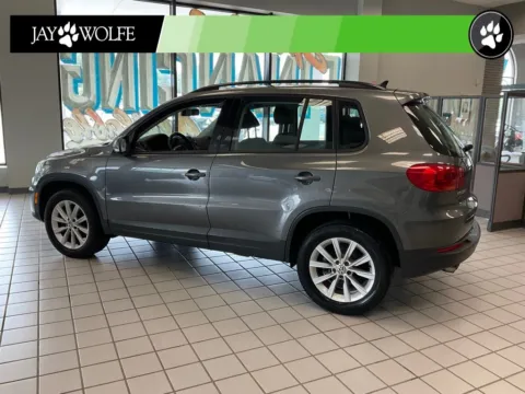 More photos of 2018 Volkswagen Tiguan Limited 2.0T at Jay Wolfe Auto Outlet, MO