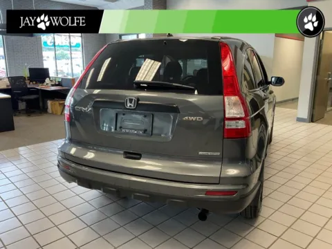 More photos of 2011 Honda CR-V SE at Jay Wolfe Auto Outlet, MO