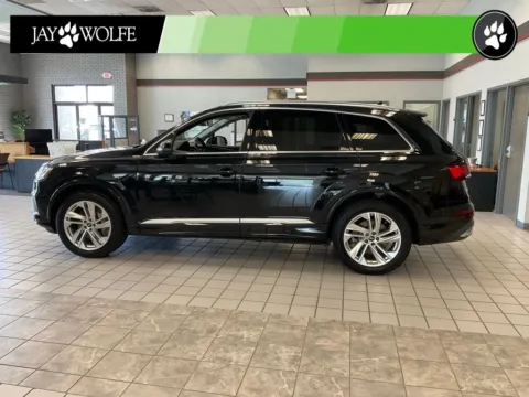 More photos of 2022 Audi Q7 55 Premium Plus at Jay Wolfe Auto Outlet, MO