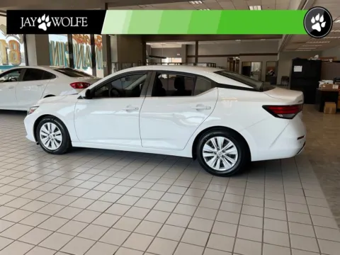 More photos of 2022 Nissan Sentra S at Jay Wolfe Auto Outlet, MO