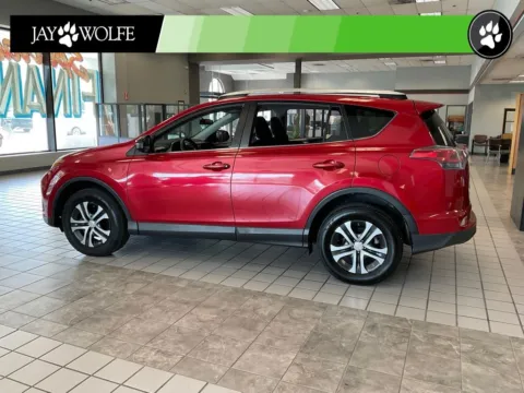 More photos of 2016 Toyota RAV4 LE at Jay Wolfe Auto Outlet, MO