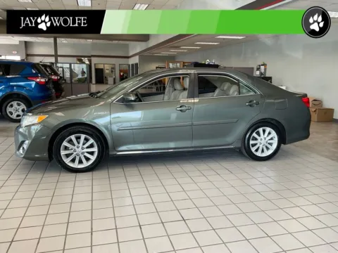 Another view of 2013 Toyota Camry Hybrid XLE for sale in Kansas City, MO at Jay Wolfe Auto Outlet