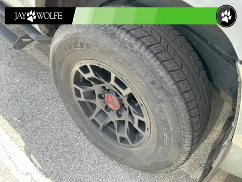 More photos of 2022 Toyota 4Runner TRD Off-Road Premium at Jay Wolfe Auto Outlet, MO