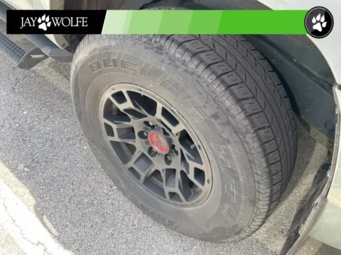 More photos of 2022 Toyota 4Runner TRD Off-Road Premium at Jay Wolfe Auto Outlet, MO