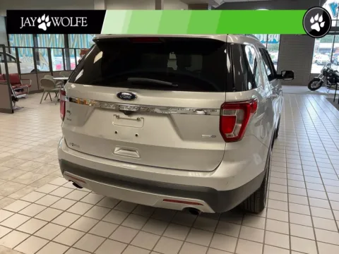 More photos of 2017 Ford Explorer XLT at Jay Wolfe Auto Outlet, MO