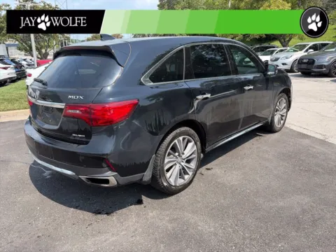 More photos of 2018 Acura MDX 3.5L at Jay Wolfe Auto Outlet, MO