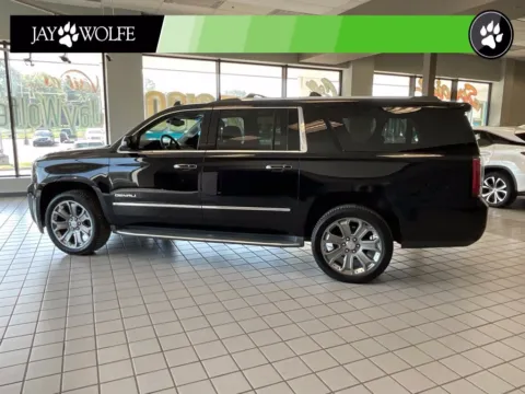 More photos of 2015 GMC Yukon XL Denali at Jay Wolfe Auto Outlet, MO
