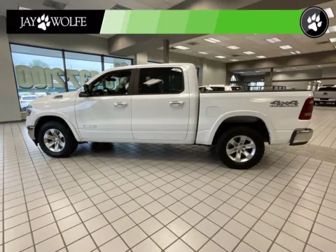 More photos of 2020 Ram 1500 Laramie at Jay Wolfe Auto Outlet, MO