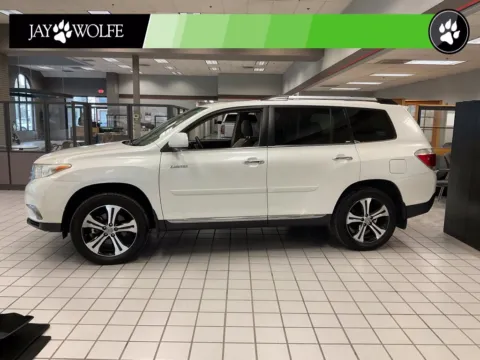 Another view of 2013 Toyota Highlander Limited for sale in Kansas City, MO at Jay Wolfe Auto Outlet