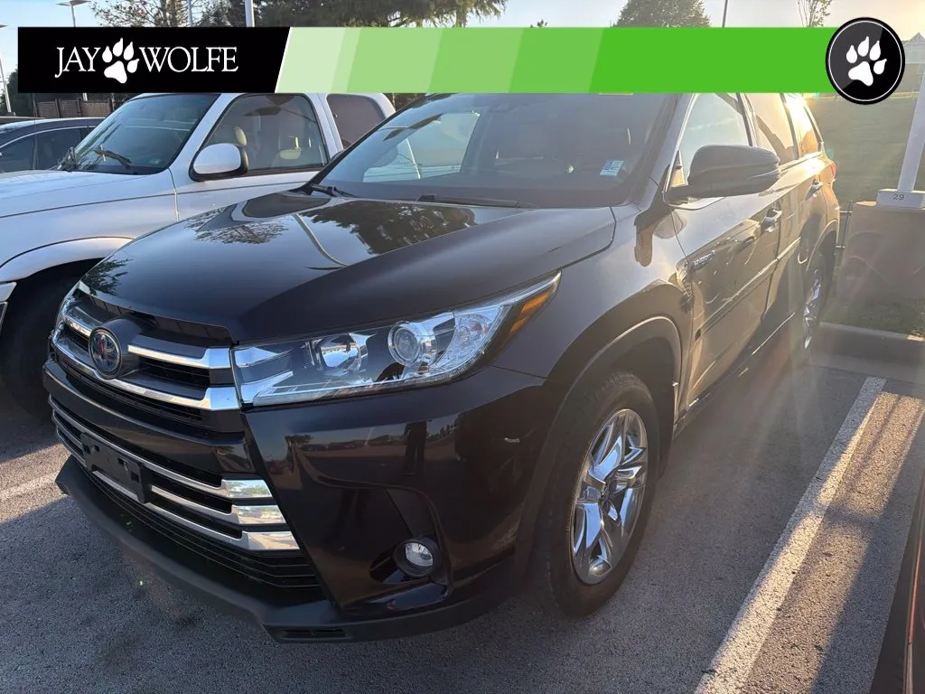 Black 2019 Toyota Highlander Hybrid Limited for sale in Kansas City, MO