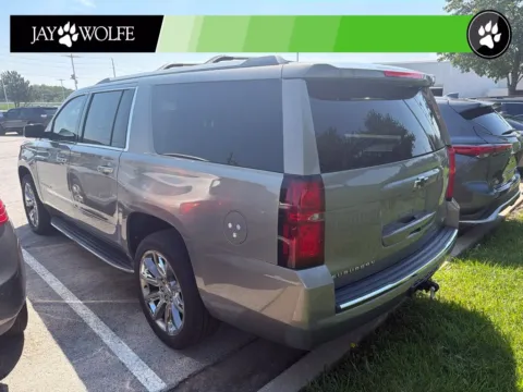 More photos of 2017 Chevrolet Suburban Premier at Jay Wolfe Auto Outlet, MO