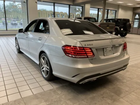 More photos of 2014 Mercedes-Benz E-Class E 350 at Jay Wolfe Auto Outlet, MO