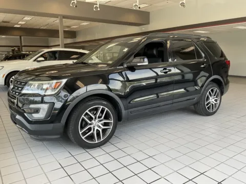 Photos of 2017 Ford Explorer Sport for sale in Kansas City, MO at Jay Wolfe Auto Outlet