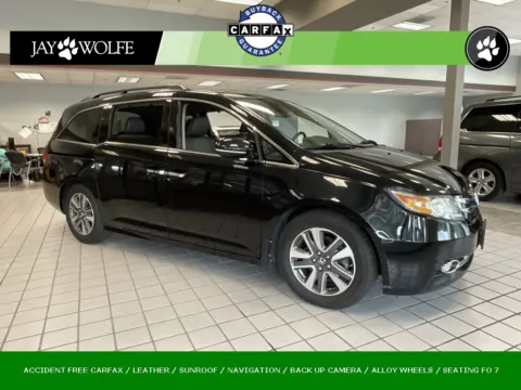 Black 2017 Honda Odyssey Touring for sale in Kansas City, MO